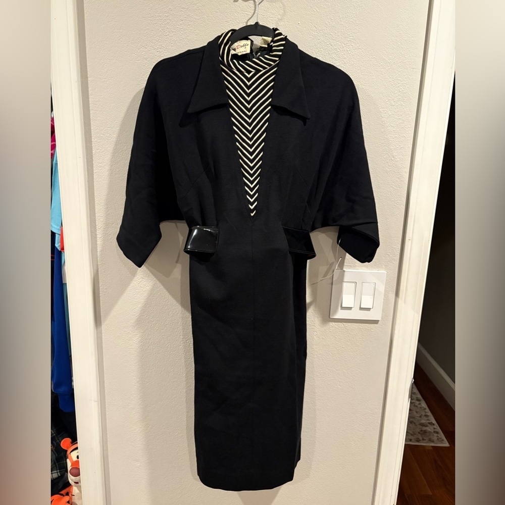 Vintage 60’s/70’s Black Mary Dobbs Union Made Belted Dress Women’s Size Medium